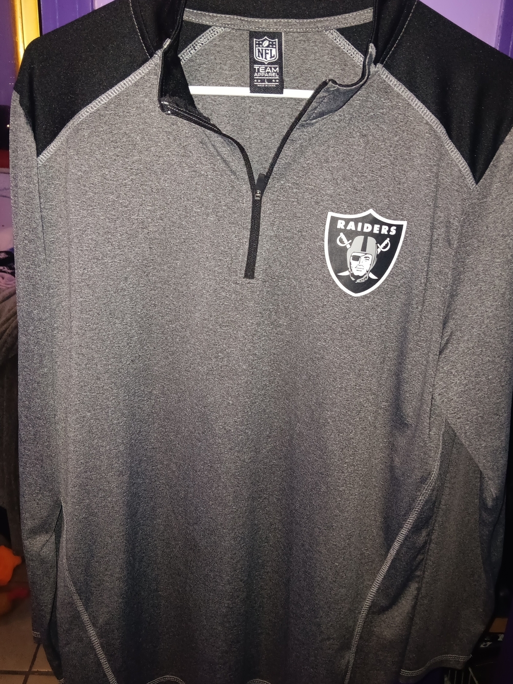 NFL Raiders Men’s Black and Gray Half-Zip Pullover